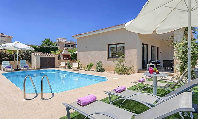 Latsi Villa | Villa Sea Side - includes a Private pool, WI-FI & a pool table