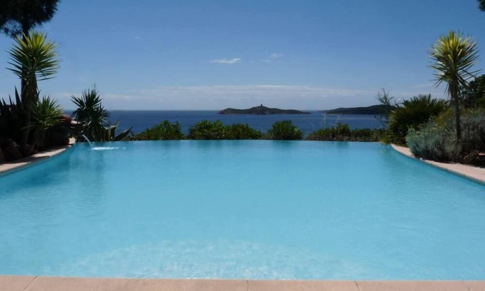 Pinarellu Villa | Villa sea view exception secure swimming pool - beach and sea 250 meters away