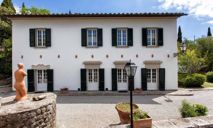 Cortona Other | VILLA SERENA x15 Beautiful villa surrounded by nature, with swimming pool just 1 km from Cortona