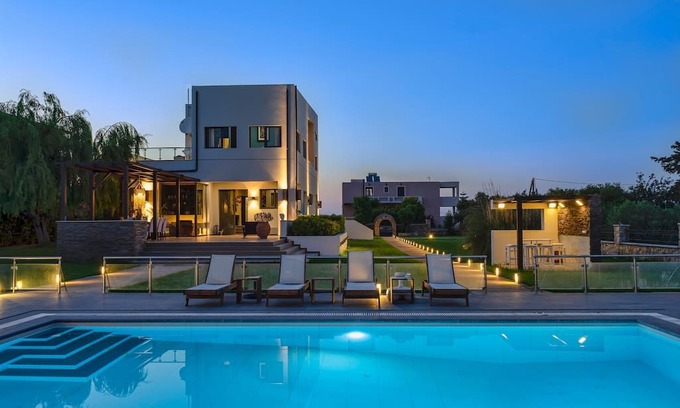 Tria Monastiria Apartment | Villa Sfedami 350m² Luxurious Villa with 55m² pool with spa