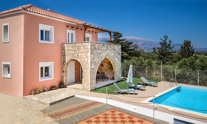 Kalamitsion Alexandrou Villa | Villa Silvia maisonette with private pool by the host ®