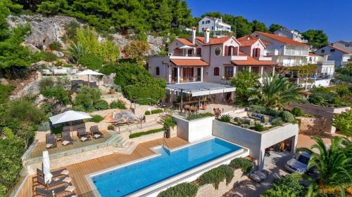 Hvar Villa | Villa Silversea in Hvar infinity heated pool