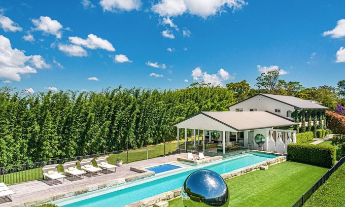 McLeods Shoot House | Villa St Helena a luxurious Byron Bay Hinterland estate perched on St Helena ridge overlooking Byron