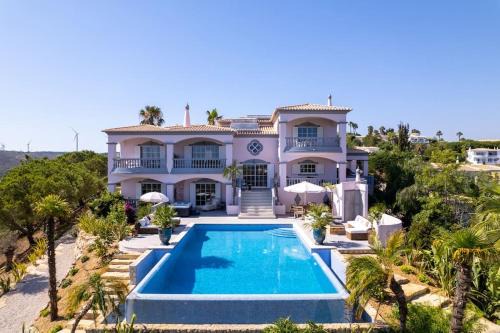 Budens Villa | Villa Surga, a luxurious and exclusive romantic villa in the Algarve