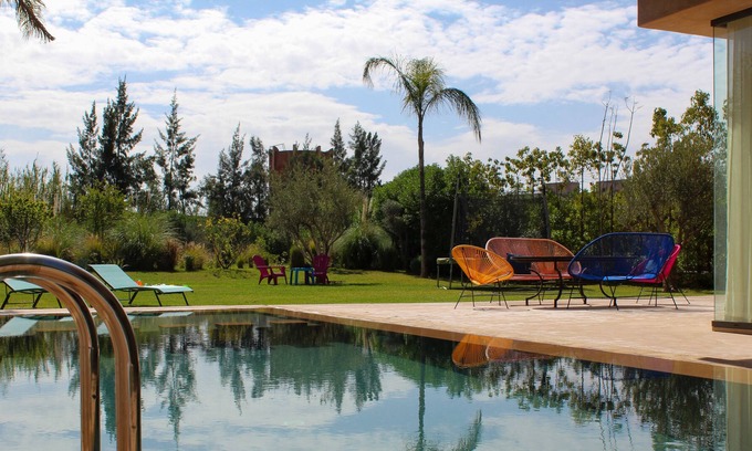 El Makina House | VILLA SWIMMING POOL GARDEN ARGAN GOLF- FIBER OPTICS - NETFLIX- HOUSEKEEPER -BREAKFAST