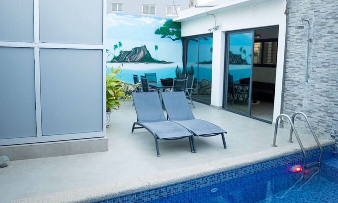Ngor Apartment | Villa Tawfekh: Villa privée avec piscine, vue mer et balcon