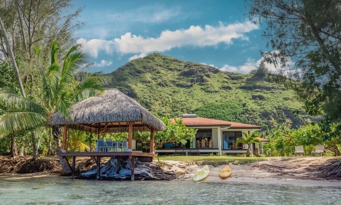 Moorea-Maiao Villa | Villa Tehani - 3BR Beachfront Villa
