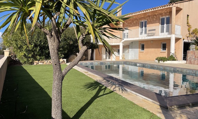 Molini Villa | Villa Terrain Clôt, Piscine, vue mer sur Tout le Golfe D'ajaccio
