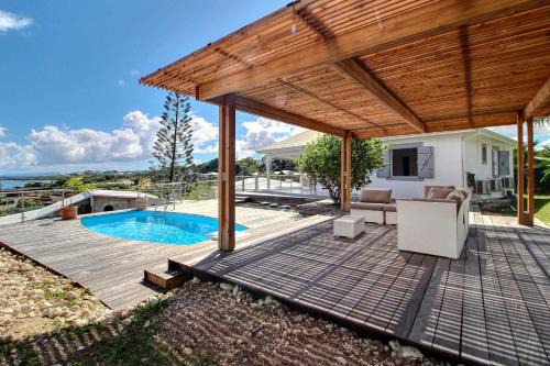 Morel Villa | Villa Thomana, piscine, vue mer et plage à 100 m !