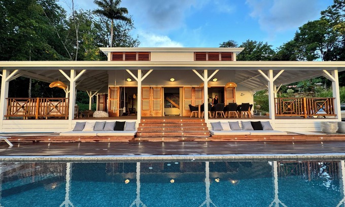 Deshaies Villa | Villa Ti Piou, vue mer Grande Anse de Deshaies