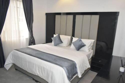 Port Harcourt Hotel | Villa toscana luxe GRA PORT HARCOURT