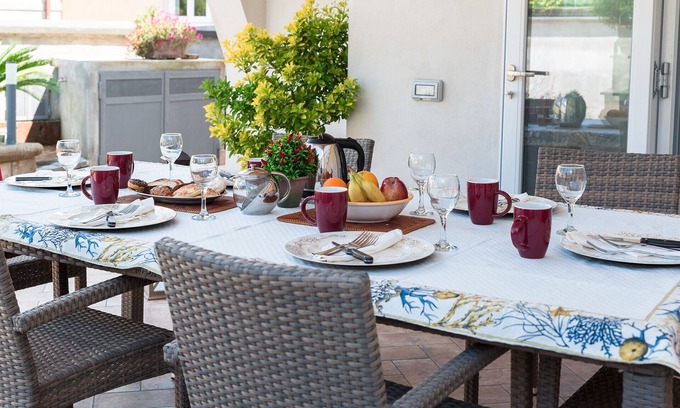 Piano di Sorrento Villa | Villa Totti with Private Pool, Garden, Parking and Elevator