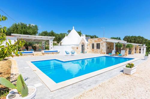 Villa Castelli Villa | Villa Trullo Famigiu by Villa Plus