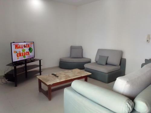 Analavory Apartment | Villa Tsirambesy