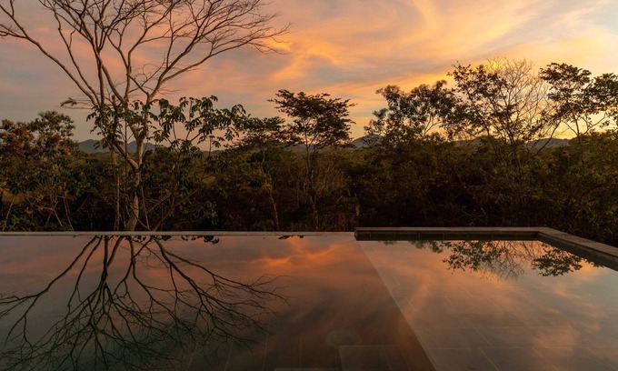 Santiago Villa | Villa Tucán MarVerde - Nature, Infinity Pool, Valley View