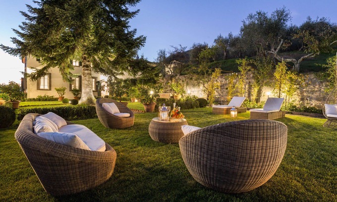 San Pietro a Marcigliano Villa | VILLA VALGIANO a Tuscan Country House among the Vineyards - 12 bedrooms and SPA