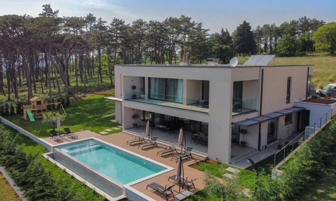 Martinski Villa | Villa Valpinia for 8 people in Labin - Rabac with 40 m2 heated pool, indoor jacuzzi & sauna
