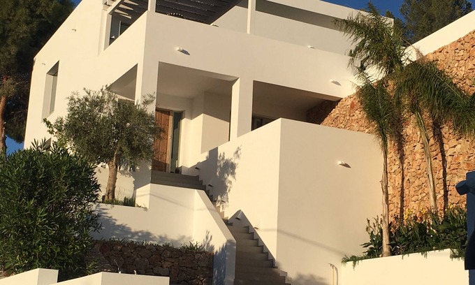 El Portet Villa | Villa Veintidos Large Luxury Villa Sleeps 12