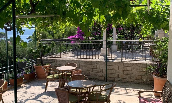 Brela Bed & Breakfast | VILLA VENA
