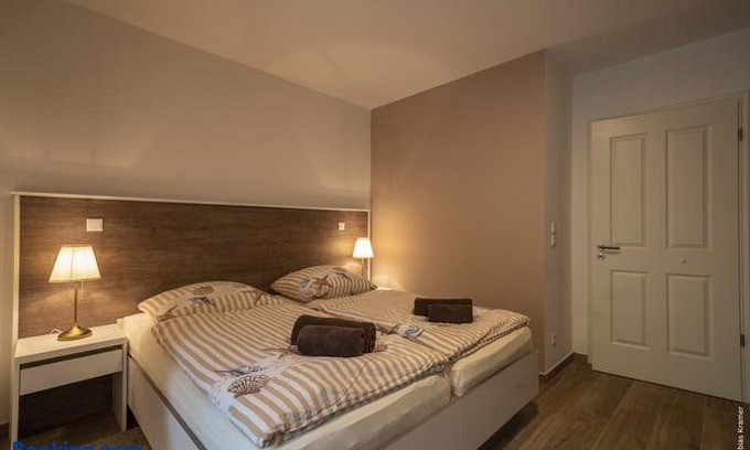 Kroeslin Apartment | Villa Vier Inselblick