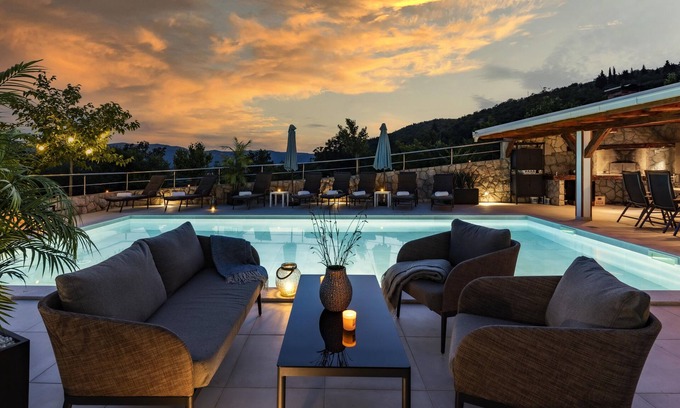 Imotski Villa | Villa Vinko rustic design Villa on superb location