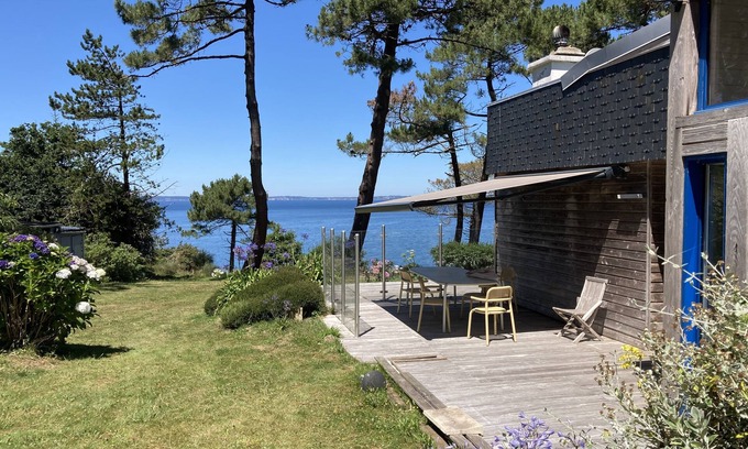 Poullan-sur-Mer House | Villa vue mer Avec Piscine