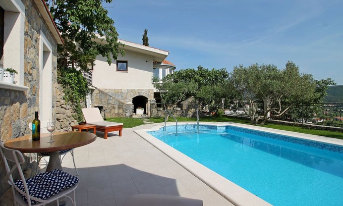 Srinjine Villa | Villa Vultana with heated pool, 4 bedrooms, 3.5 bathrooms, 10 persons max
