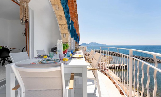 Massa Lubrense Villa | Villa Waters Edge