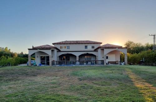 Tal Shahar Villa | Villa with a pool in a beautiful garden