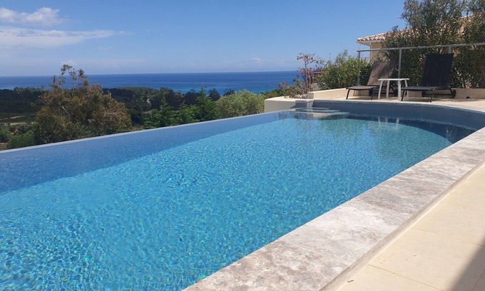 Solenzara House | Villa with breathtaking sea and mountain views