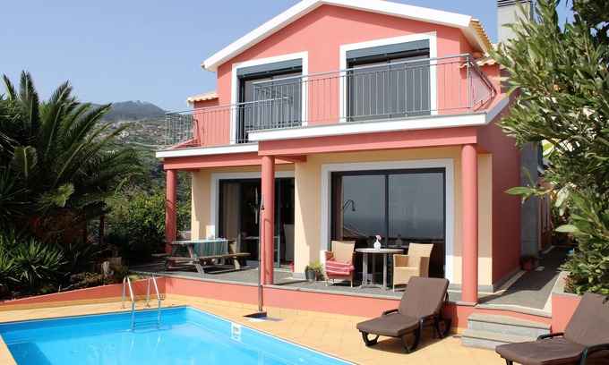 Ponta do Sol Villa | Villa with pool and stunning views near beach Ponta do Sol