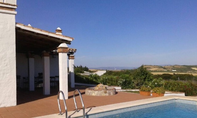 San Ambrosio Ski Chalet | Villa with pool and beautiful views between Conil-Vejer