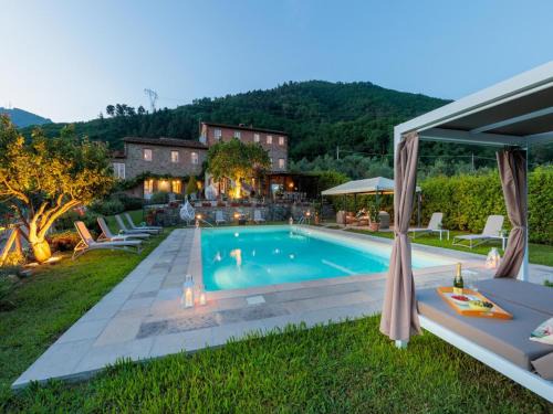 San Pietro a Marcigliano Villa | Villa with Pool and Vineyard Views