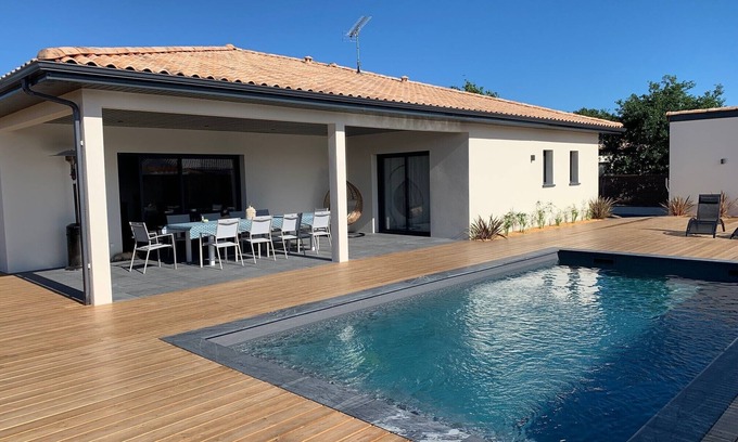 Vensac House | Villa with pool near beach Montalivet and Vensac
