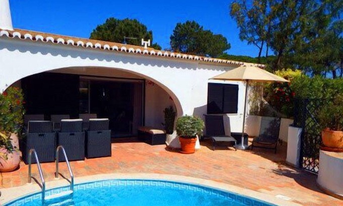 Vale do Lobo Villa | Villa with Private Pool, WiFi and air-con in Vale do Lobo V735 - Almancil, Algarve