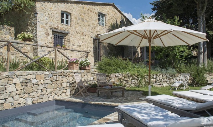 Castellina in Chianti Villa | Villa Yasmin, elegant villa, in the heart of Chianti Classico