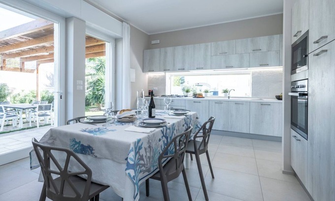 Porto Cesareo House | Villa Yara, 300 mt from the Sea, Pool and Garden for Exclusive and Private Use