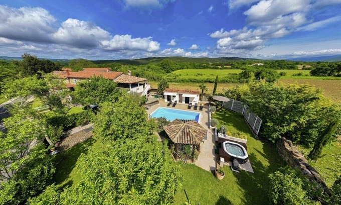 Krsan Villa | Villa Zatka in Zatka Čepić - Haus für 6 Personen