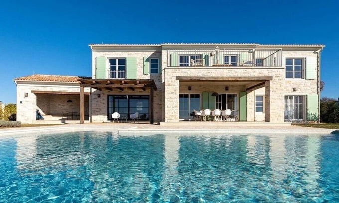 Bale Villa | Villa Zelena Panoramic Seaview, Infinity pool, free EV charger