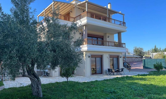 Nafplio Villa | VillaAriadniNafplion