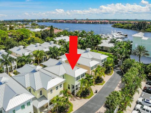 North Causeway House | Village at New Smyrna Marina ~ A Boater and Fishermans Dream 14 Old Feger