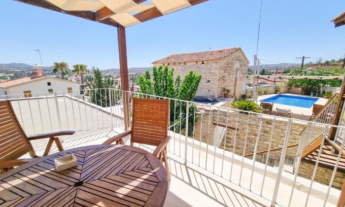 Skarinou Apartment | Village Charm with Pool Apartment at Skarinou