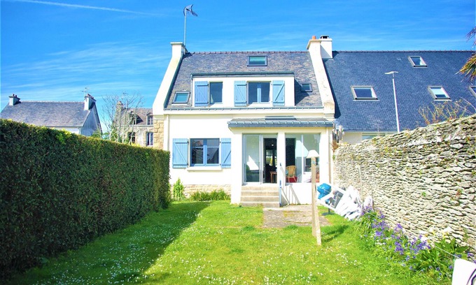 Quiberon House | Village house between town and beaches