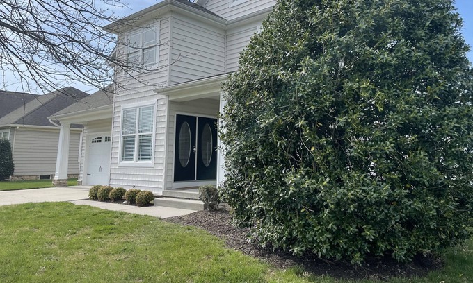 Villages of Five Points House | Village of Five Points, East of Rt 1! Pickle ball, Pool, tennis and steps to the Georgetown-Lewes bike/walking trail!