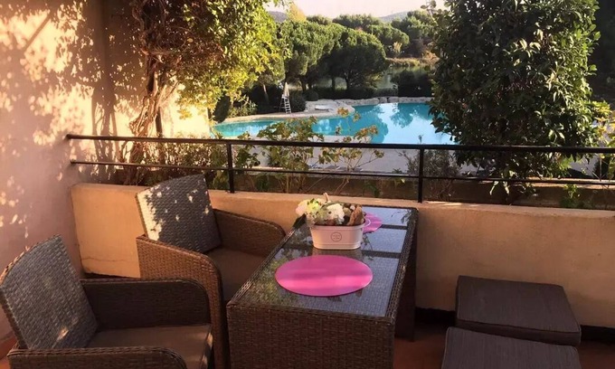 Pont Royal Apartment | Village Pont Royal in Provence - maeva Home - Cozy 2-room apartment for 7 people with lake view - Selection - Super Home