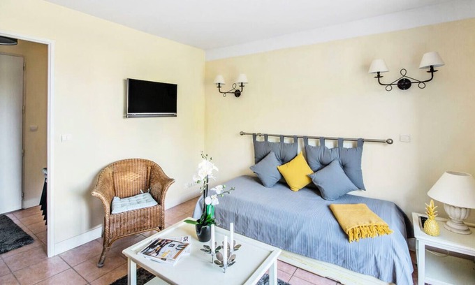 Pont Royal House | Village Pont Royal in Provence - maeva Home - Comfort 2 bedroom apartment (6 people)
