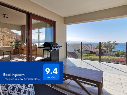 Plettenberg Bay Apartment | Village Square 6