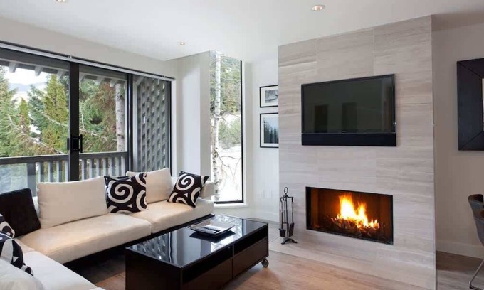 Upper Village House | Village Townhouse w/Air Con in Great Location