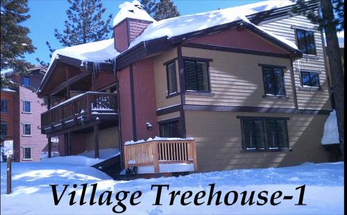 Mammoth Lakes House | Village Treehouse #1