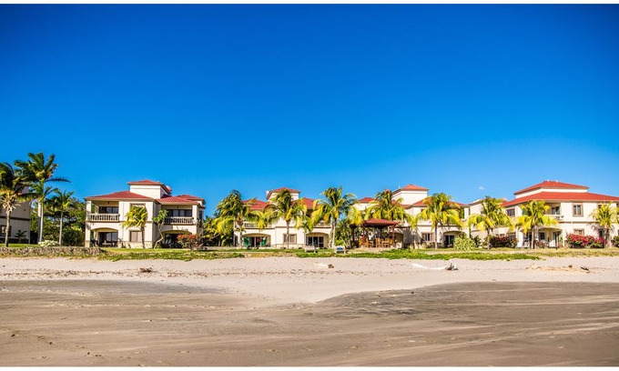 Rancho Santana Apartment | Villas Iguana A-16: Beachfront Condo